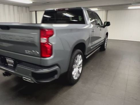 Certified 2025 Chevrolet Silverado 1500 High Country image 44