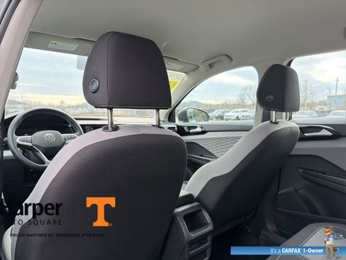 Used 2024 Volkswagen Taos S image 11