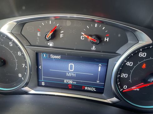 Used 2023 Chevrolet Equinox LT image 12