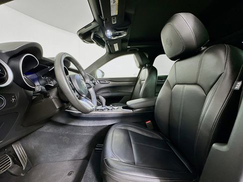 Used 2022 Alfa Romeo Stelvio Ti image 13