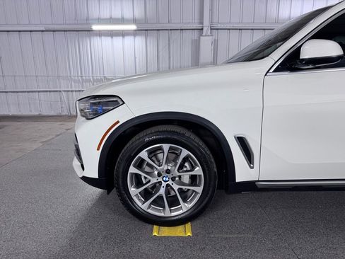 Used 2022 BMW X5 xDrive40i w/ Executive Package AWD/4WD image 16
