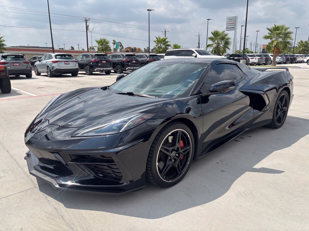 Used 2024 Chevrolet Corvette Stingray Premium Conv w/ Z51 Performance Package RWD image 3