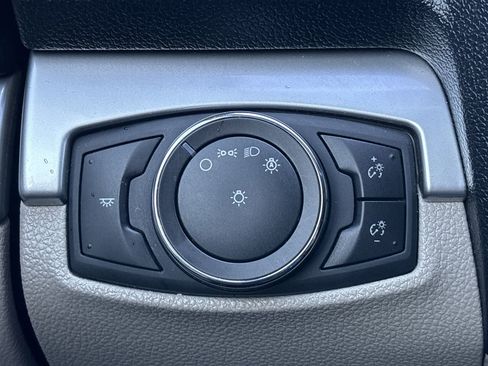 Used 2018 Ford Explorer FWD image 25