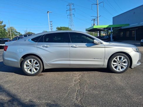 Used 2017 Chevrolet Impala LT FWD image 5
