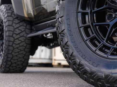 Used 2024 Ford Bronco Raptor image 26