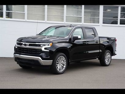New 2026 Chevrolet Silverado 1500 LT w/ LPO, Dark Essentials Package