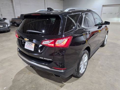 Used 2020 Chevrolet Equinox Premier AWD/4WD image 11