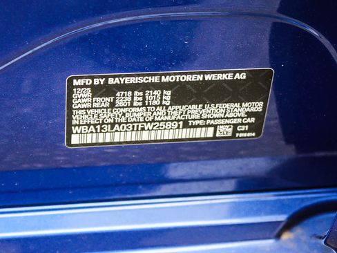 New 2026 BMW 330i Sedan w/ M Sport Package image 40