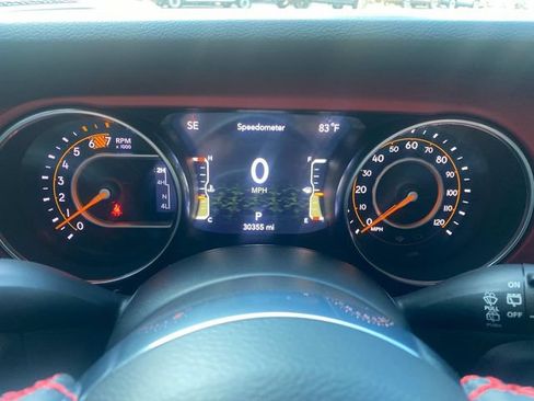 Used 2023 Jeep Wrangler Unlimited Rubicon AWD/4WD image 18