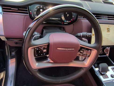 Certified 2023 Land Rover Range Rover Long Wheelbase Autobiography image 10