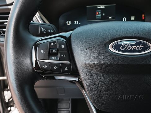 Used 2024 Ford Escape Platinum AWD/4WD image 19