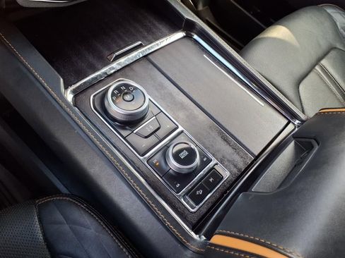 Used 2022 Ford Expedition Max Platinum image 30