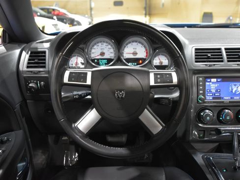 Used 2009 Dodge Challenger R/T RWD image 19