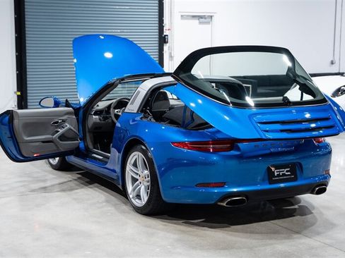 Used 2015 Porsche 911 Targa 4 AWD/4WD image 36