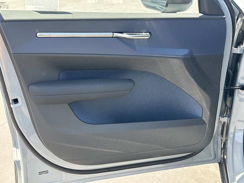 New 2026 Volvo EX30 Plus w/ Climate Package image 11