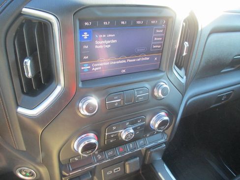 Certified 2021 GMC Sierra 2500 AT4 w/ Gooseneck/5TH Wheel Package image 25