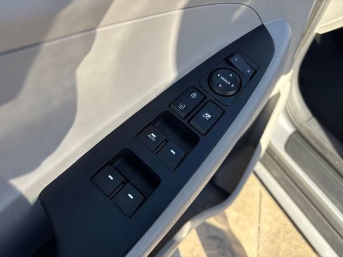 Used 2020 Hyundai Tucson SEL FWD image 16