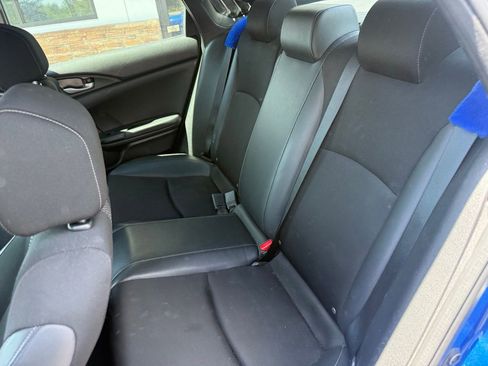 Used 2021 Honda Civic Sport image 4