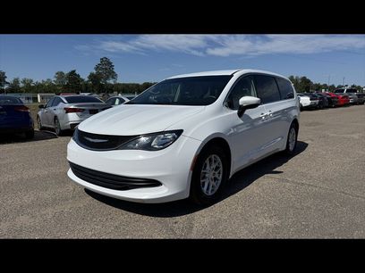 Used 2017 Chrysler Pacifica Touring