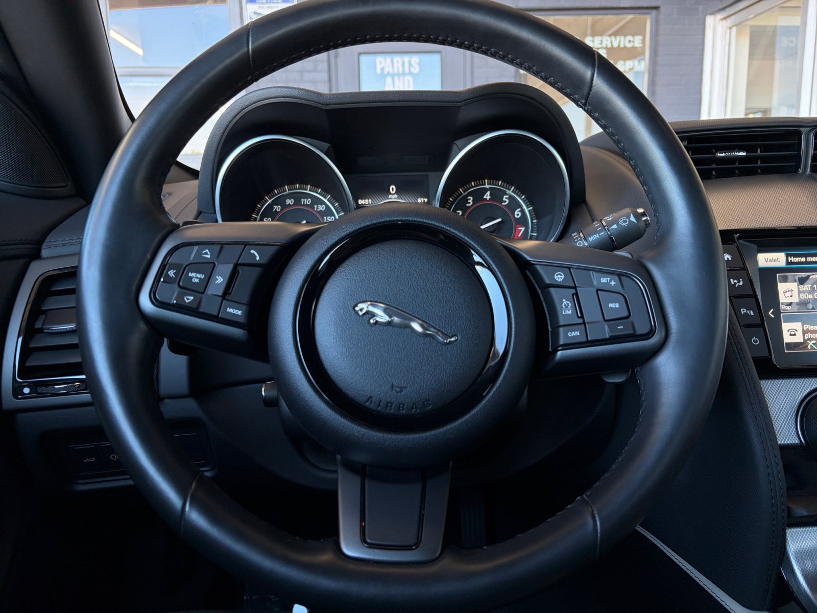 Used 2016 Jaguar F-TYPE Coupe RWD image 8