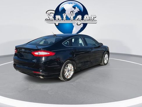 Used 2016 Ford Fusion SE w/ Equipment Group 202A image 9