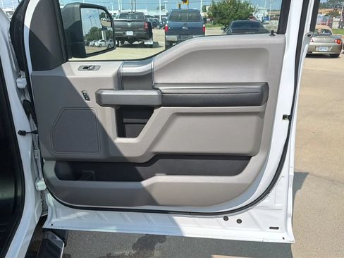 Used 2017 Ford F150 XLT w/ Equipment Group 302A Luxury AWD/4WD image 78