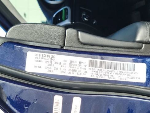 Used 2018 Jeep Grand Cherokee Summit image 22