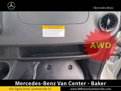 Used 2024 Mercedes-Benz Sprinter 2500 image 26