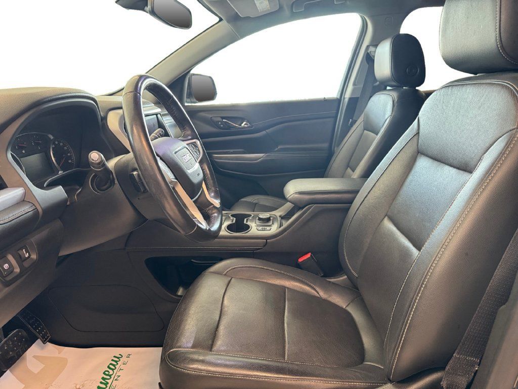 Used 2020 GMC Acadia SLT AWD/4WD image 10