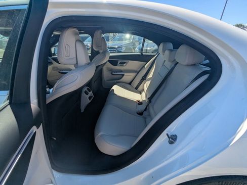 Used 2018 Mercedes-Benz GLC 300 GLC 300 w/ Premium Package image 26