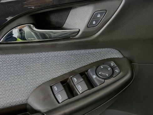 Used 2024 Chevrolet TrailBlazer LS w/ LS Convenience Package image 21