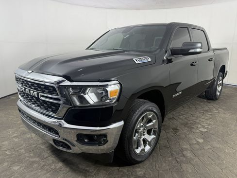Used 2022 RAM 1500 Big Horn AWD/4WD image 3