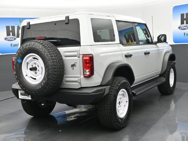 New 2026 Ford Bronco Heritage Edition AWD/4WD image 5