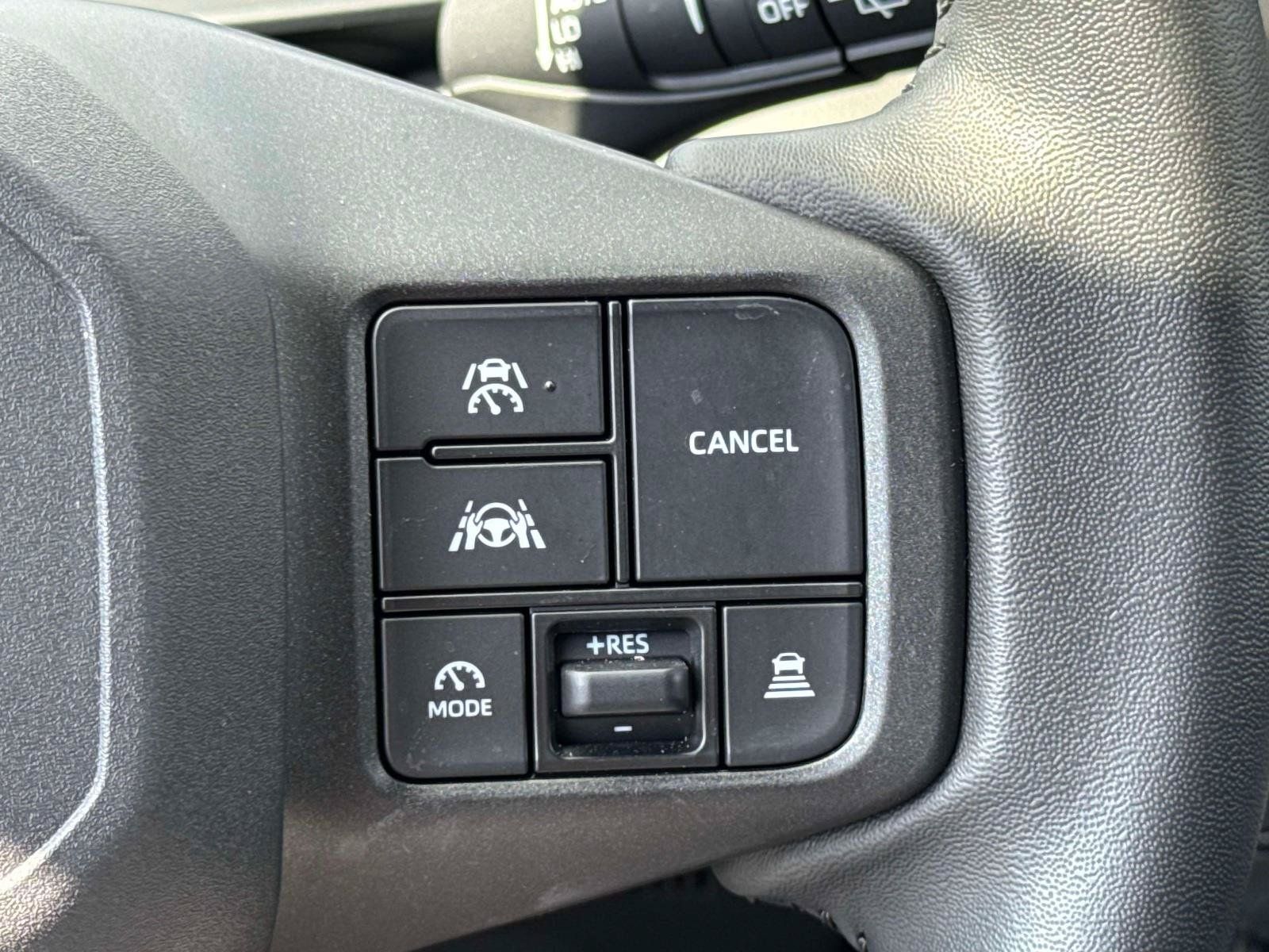 Used 2026 Toyota RAV4 SE w/ Convenience Package AWD/4WD image 22
