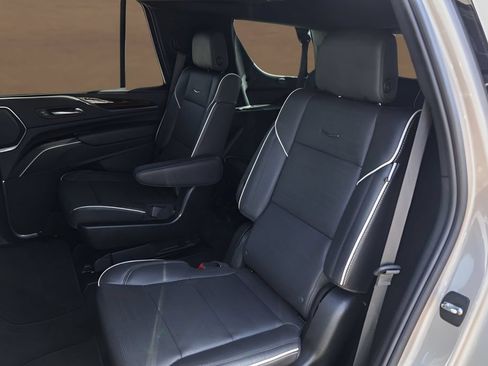 Certified 2024 Cadillac Escalade Premium Luxury RWD image 25