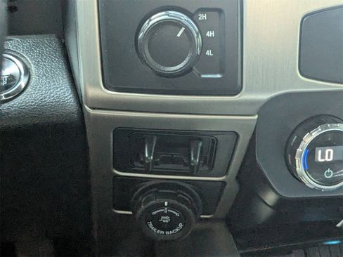 Used 2022 Ford F450 Platinum w/ FX4 Off-Road Package image 26