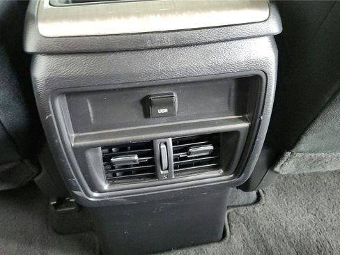 Used 2018 Nissan Murano S image 15