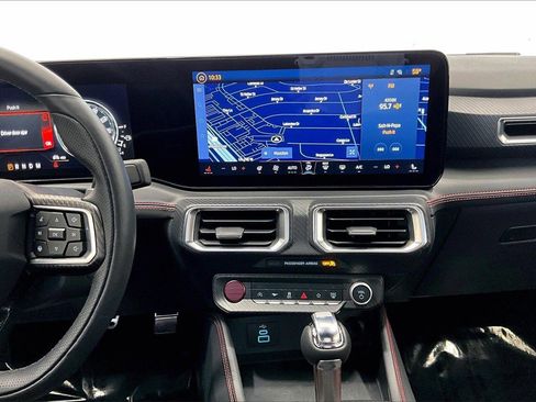 Used 2025 Ford Mustang GT Premium image 5