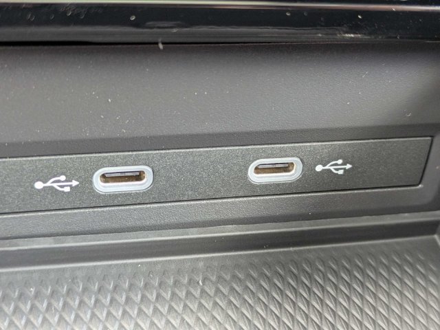 New 2026 Volkswagen Atlas SE FWD image 25