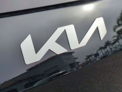 New 2026 Kia EV9 Light image 24