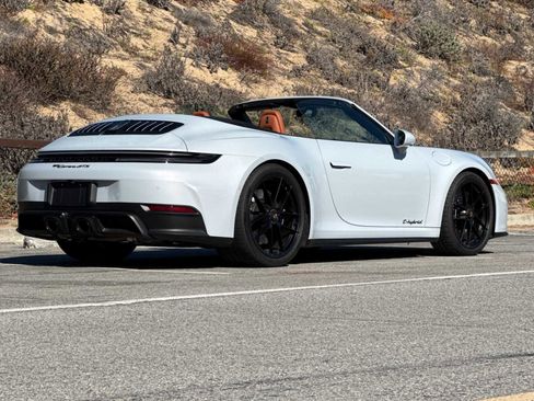 Certified 2025 Porsche 911 Carrera GTS image 7