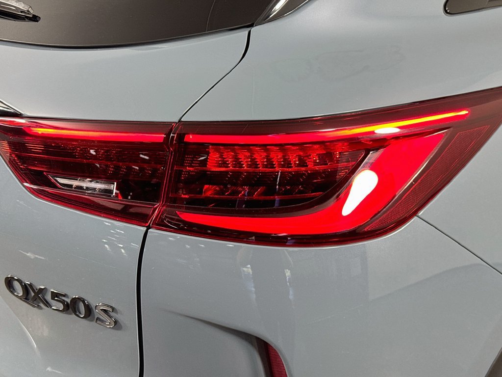 Certified 2024 INFINITI QX50 Sport FWD image 37
