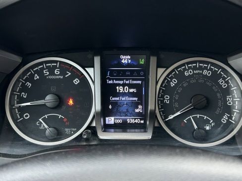 Used 2021 Toyota Tacoma Limited w/ Blackout Package (TMS) image 34