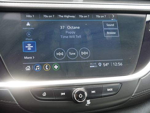 Used 2023 Buick Encore GX Preferred w/ Cold Weather Comfort Package AWD/4WD image 22