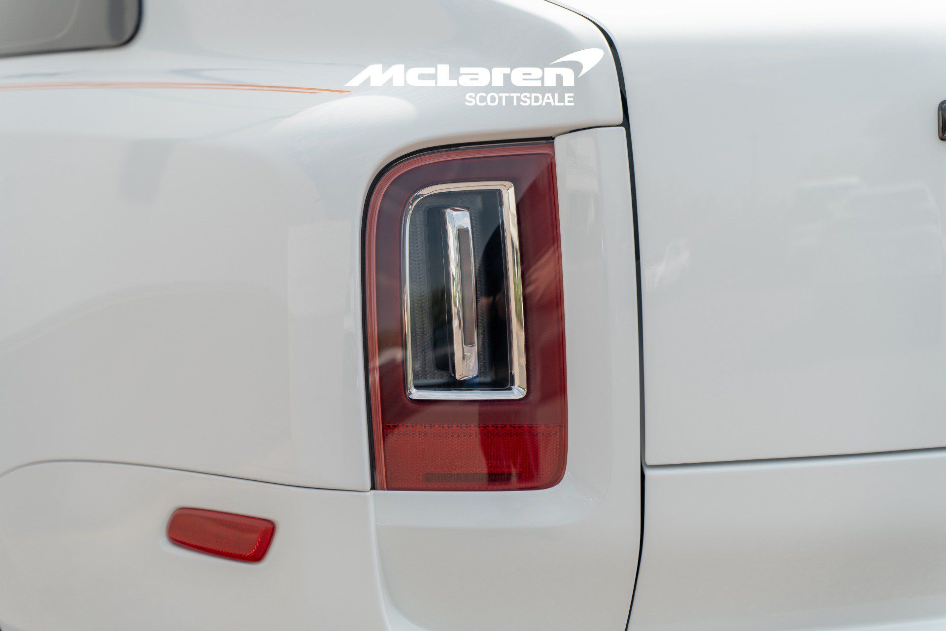 Used 2022 Rolls-Royce Cullinan Black Badge AWD/4WD image 23