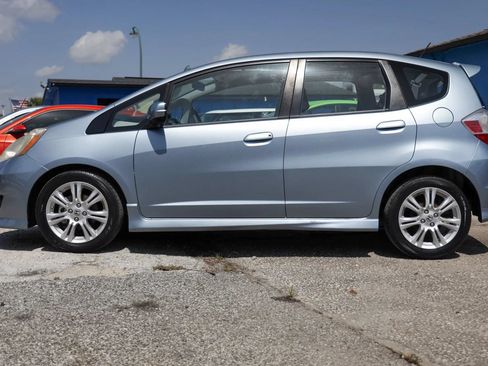 Used 2011 Honda Fit Sport image 3