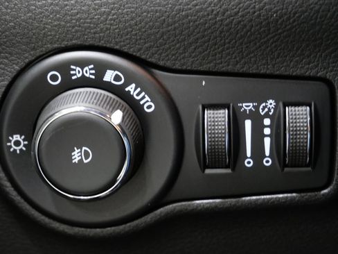 New 2026 Jeep Compass Latitude AWD/4WD image 14