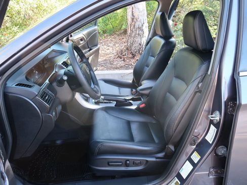 Used 2015 Honda Accord EX-L image 13