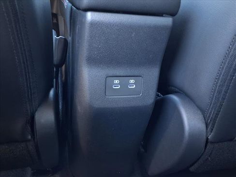 New 2026 Nissan Kicks SR w/ Cold Weather Package FWD image 24