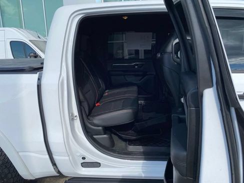 Used 2021 RAM 1500 Big Horn w/ Built-to-serve Edition AWD/4WD image 32